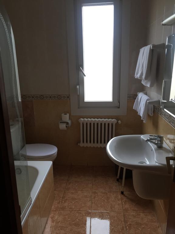 Hostal Панкорбо Екстер'єр фото