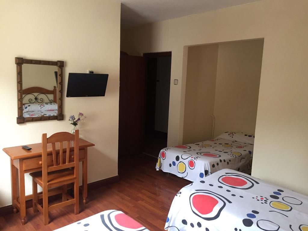Hostal Панкорбо Екстер'єр фото